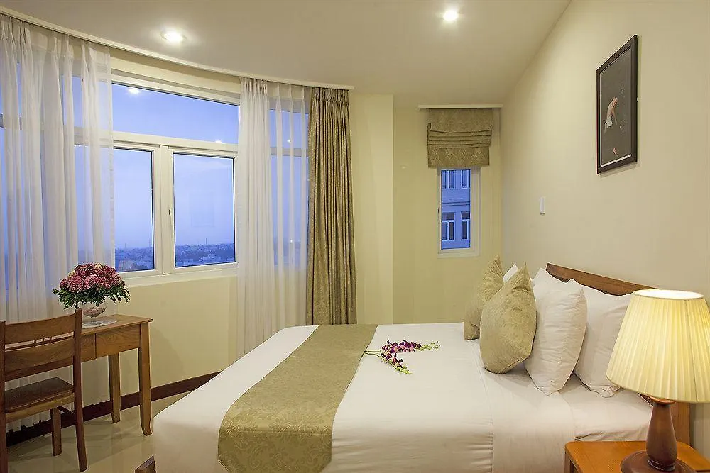 Starlet Hotel Danang 3*, דה נאנג